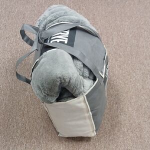 Frye Plush Blanket in Gray and Cream